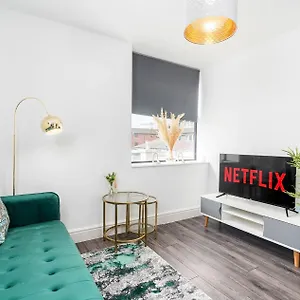 Exclusive One Bedroom - Centre - Free Wi-fi Netflix Apartment
